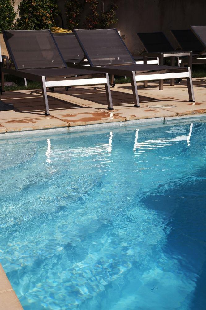 Ideal Hotel 2*