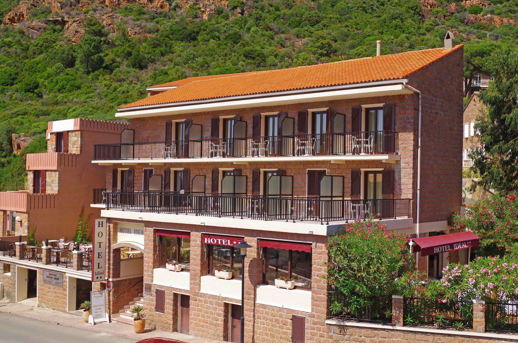 Ideal Hotel